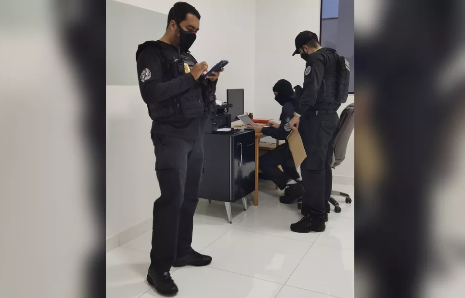 Executivo preso por armazenar pornografia infantil é solto após pagar fiança de R$12 mil em Goiânia