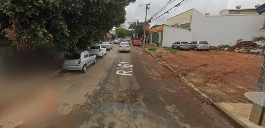 Um trecho da Rua 61, no Centro de Goiânia, foi interditado para a realização de obras do BRT Norte-Sul, nesta quinta-feira (20). (Foto: reprodução/Google Street View)