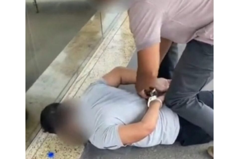 Um homem foi preso ao tentar receber dinheiro falso em uma agência dos Correios, no Setor Aeroviário, em Goiânia. (Foto: divulgação/Polícia Federal)