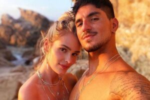Surfista e modelo dão indícios que ainda não superaram o fim do casamento. Gabriel Medina e Yasmin Brunet trocam indiretas nas redes sociais