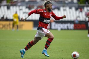 Gabigol em clássico entre Flamengo e Fluminense