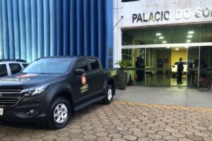 Uma operação do Ministério Público cumpre 25 mandados de busca e apreensão contra suspeitos de desviar recursos públicos em Jaraguá. (Foto: divulgação/MP)