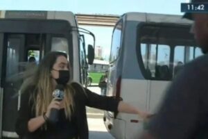 Repórter do SBT é intimidada no terminal do BRT no Rio de Janeiro; Vídeo