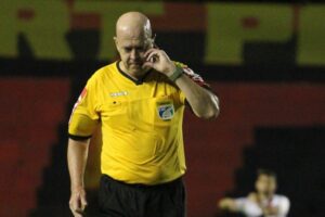 Heber Roberto Lopes, árbitro que irá apitar o jogo do Atlético Goianiense na Copa do Brasil