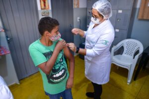 O município de Goiânia terá um programa de vacinação de crianças e adolescentes contra Covid nas escolas, a partir de sexta (18). (Foto: Jucimar de Sousa/Mais Goiás)
