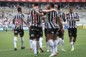 Jogadores do Atlético-MG comemoram gol pelo Campeonato Mineiro