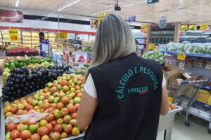 Uma pesquisa realizada pelo Procon Municipal apontou variação de até 458,10% no preço de itens da cesta básica em Goiânia. (Foto: divulgação/Procon)