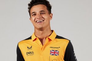 Lando Norris renovou com a McLaren