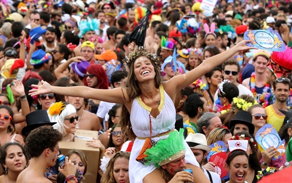 Prefeitura reconsidera e decreta ponto facultativo no feriado de carnaval em Goiânia