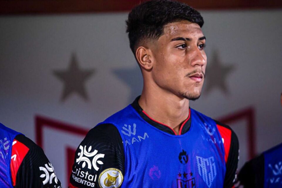 Daniel, jovem atacante do Atlético Goianiense