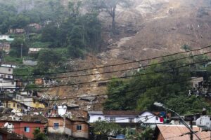 Sobe para 232 total de pessoas mortas em tragédia em Petrópolis - Foto: Tânia Rego - Agência Brasil