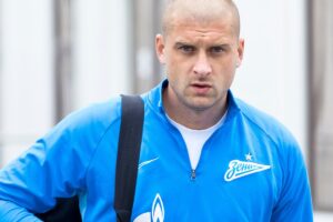 Yaroslav Rakitskyy jogador demitido pelo Zenit
