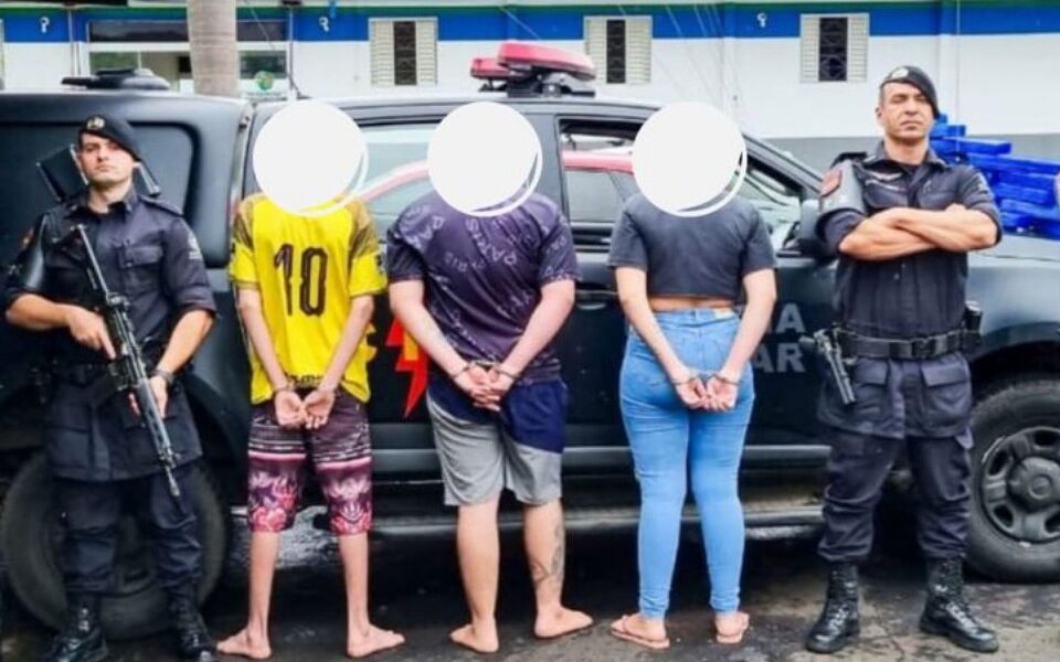 Um casal e um homem são presos por tráfico de drogas em Morrinhos
