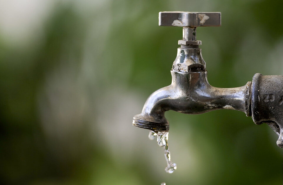 Projeto quer restabelecimento de água cortada em duas horas em Goiás