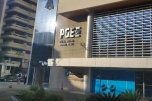 PGE abre inscrições para estágio em Direito com bolsas de R$ 1 mil em Goiânia