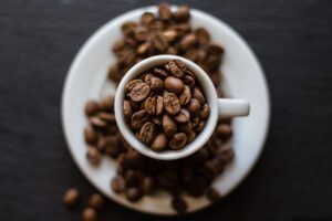 Homem morre de overdose de cafeína após consumir o equivalente a 200 xícaras de café