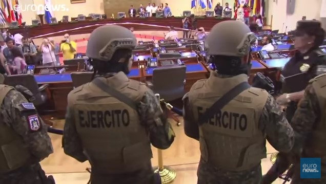 El Salvador aprova estado de exceção após registrar 62 homicídios em um dia (Foto: Reprodução - Youtube)