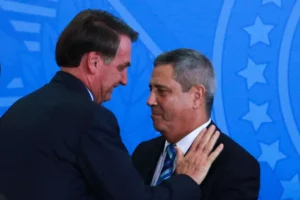 Bolsonaro indica que Braga Netto poderá ser o seu vice (Foto: Agência Brasil)