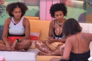 Lina e Jessi dizem que sister quer ser centro das conversas. BBB 22: Natália, Lina e Jessi tentam conversar, mas voltam a se desentender