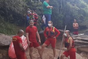 Bombeiros buscam criança que teria se afogado em Uruaçu