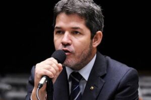 Goiás Pesquisas/Mais Goiás: sem Marconi, Waldir leva vantagem ao Senado em Catalão