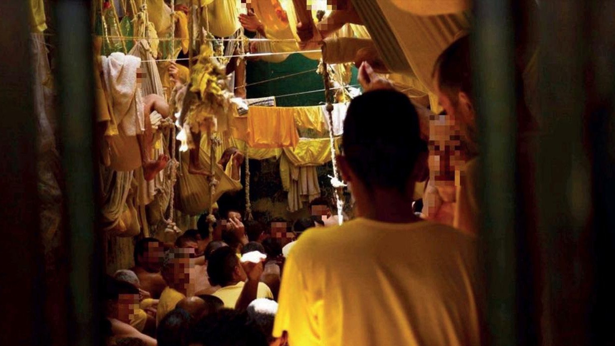 Lotação dentro da cela da CPP, em Aparecida (Foto: DPGO)