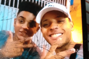 A Justiça de São Paulo mandou soltar dois jovens negros que ficaram presos durante um mês pelo roubo de dois carros. (Foto: reprodução)