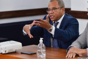 Caso Valério Luiz: Advogado de Maurício Sampaio acusa juiz e promotores de serem parciais