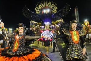 O Sambódromo do Anhembi não via o Carnaval tinha dois anos, mas agora pode falar com tranquilidade que está em paz com a festa mais popular do Brasil. (Foto: Ricardo M./UOL)