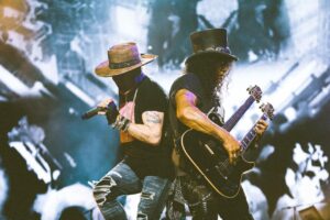 Venda de ingressos para show de Guns N Roses em Goiânia começam este mês