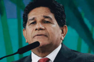 Pastores suspeitos de corrupção no MEC visitaram Planalto 35 vezes sob Bolsonaro