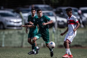 Jogo entre Goiás e Atlético-GO pela categoria Sub-15 na 1ª fase da competição