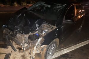 Colisão entre carros na avenida Nerópolis deixa sete pessoas feridas em Goiânia