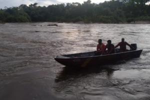 Homem desaparece após canoa virar no Rio das Almas, em Juscelândia (GO)