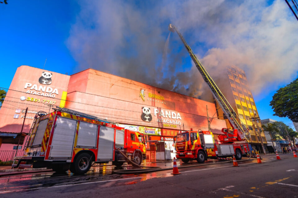 Polícia indicia responsáveis por cinema de shopping do centro por incêndio em abril