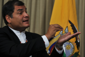 Equador pede extradição de Correa, que recebe asilo da Bélgica