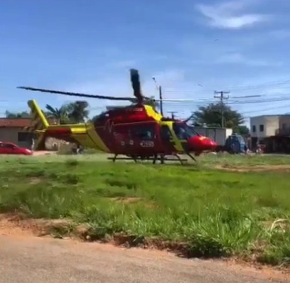 Helicóptero usado para resgate