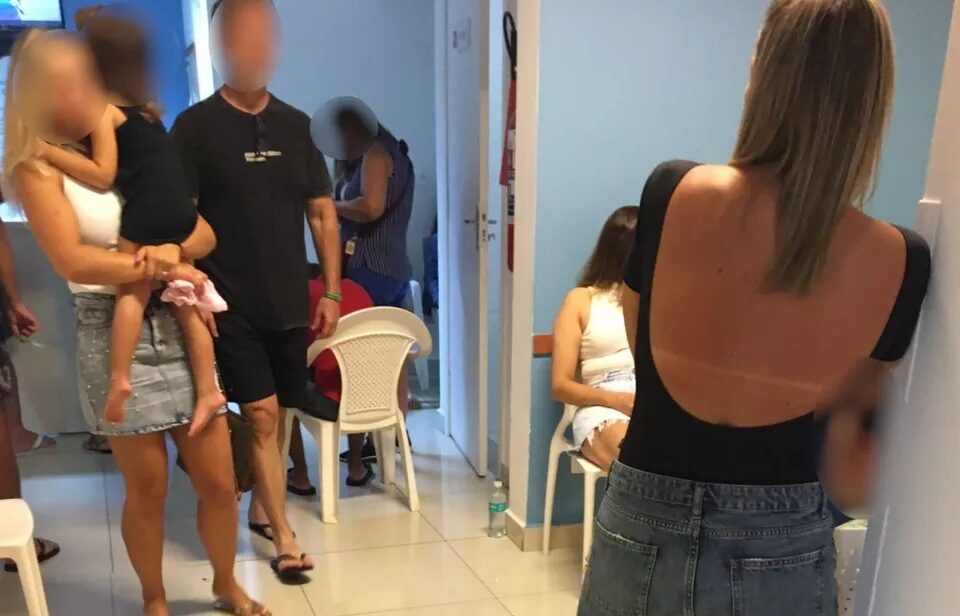 Cerca de 50 turistas precisaram de atendimento no ambulatório após suposta intoxicação alimentar em um resort de luxo na cidade de Rio Quente. (Foto: reprodução)