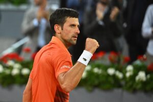 Djokovic busca chegar ao primeiro título na temporada